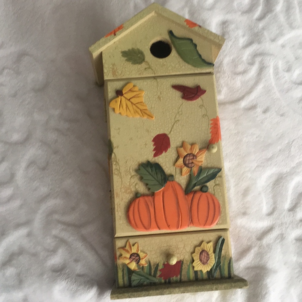 Box to put things in (multiuser)